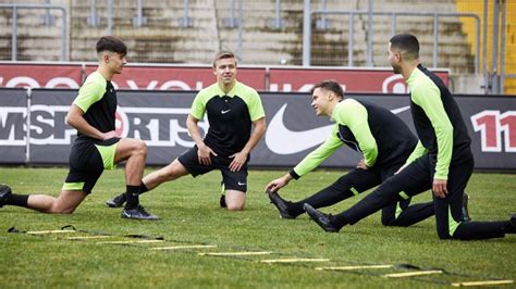 "Futbol Antrenmanında Motivasyon Teknikleri"